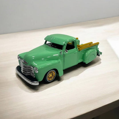 Chevrolet 3100 1950 1:24 – Modelo a Escala – Camión Clásico con Detalles Auténticos