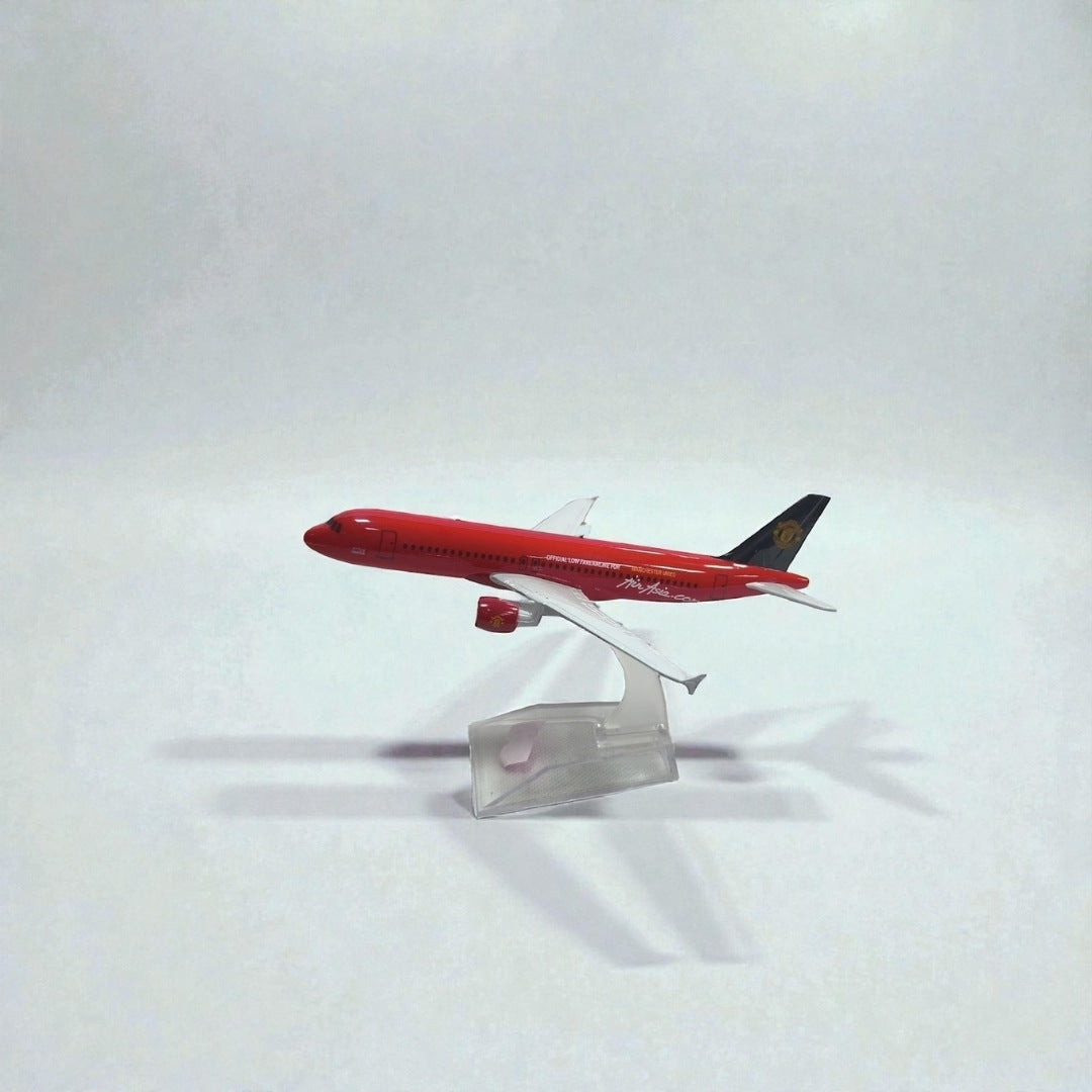 Avión AirAsia 1:400 – Modelo de Colección | Aerolínea Icónica de Bajo Costo
