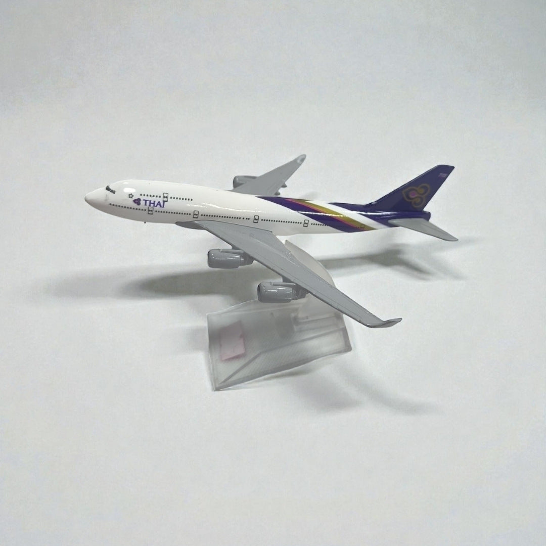 Avión Thai Airways 1:400 – Modelo de Colección en Metal | Detalle Premium para Exhibición