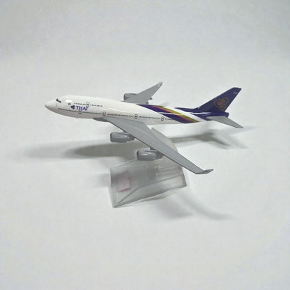 Avión Thai Airways 1:400 – Modelo de Colección en Metal | Detalle Premium para Exhibición