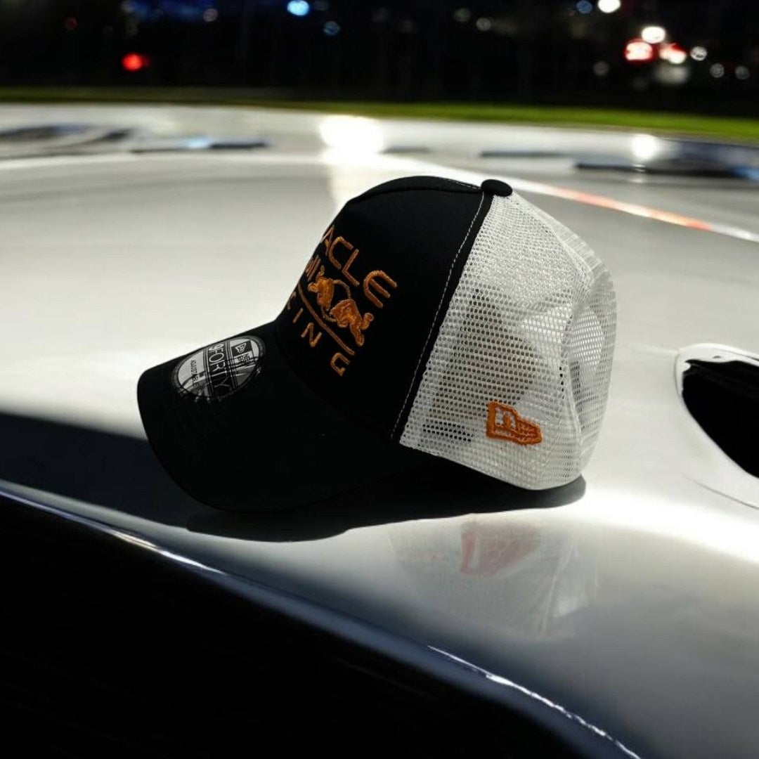 Gorra Red Bull Racing – Energía y Velocidad en Cada Puntada