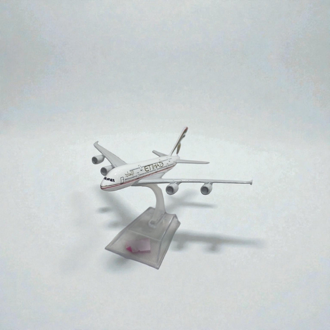 Avión Etihad Airways 1:400 – Modelo de Colección | Elegancia y Prestigio en Aviación Comercial