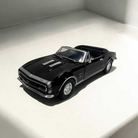 Chevrolet Camaro SS 1967 1:24 – Modelo a Escala Clásico – Detalles Imponentes y Diseño Legendario