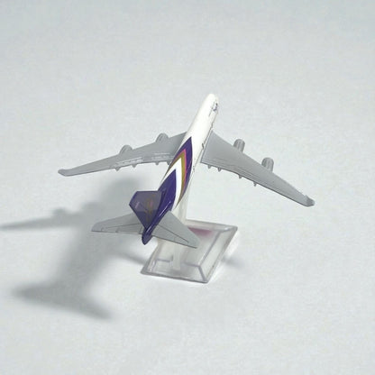 Avión Thai Airways 1:400 – Modelo de Colección en Metal | Detalle Premium para Exhibición