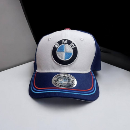 Gorra BMW Azul y Blanco – Estilo Deportivo y Elegancia Motorsport