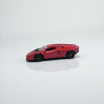 Lamborghini Countach 1:64 – El Sueño Italiano en Miniatura