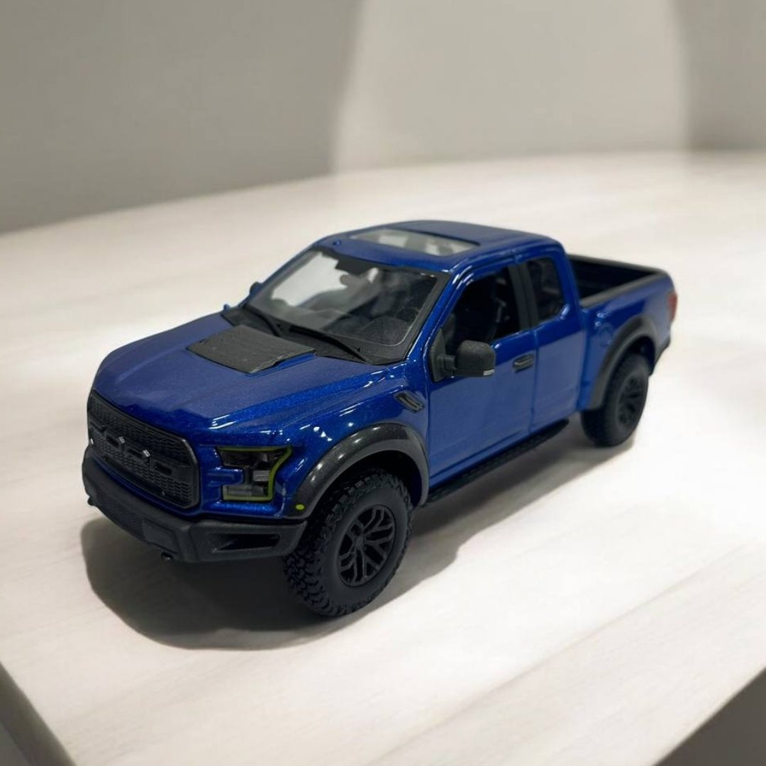 Ford F-150 Raptor 2017 1:24 – Modelo a Escala – Camioneta Todo Terreno con Detalles Impresionantes