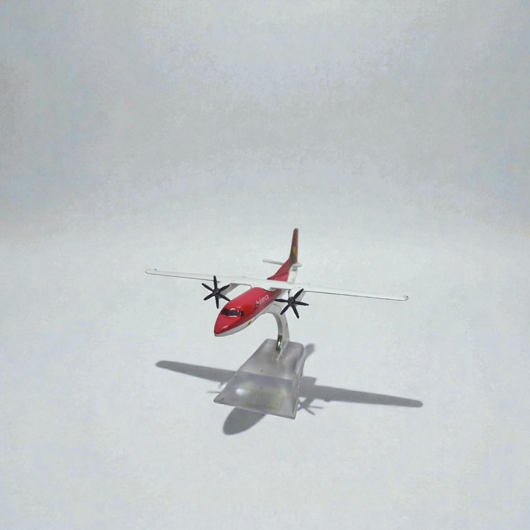 Avión Avianca ATR 1:400 – Modelo de Colección | Aviación Regional Emblemática