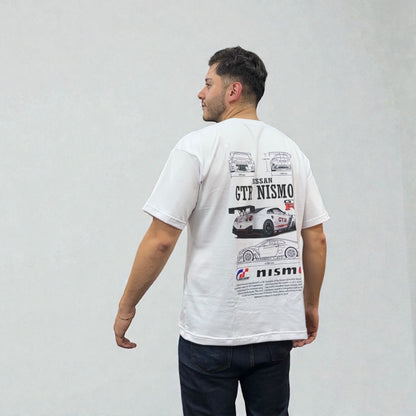 Camiseta Nissan GTR Nismo – Diseño Deportivo Inspirado en Alto Rendimiento
