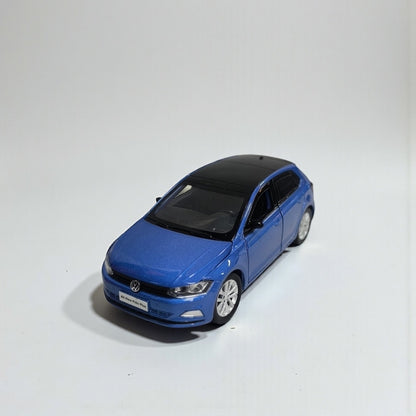 Volkswagen Polo 1:27 – Auto a Escala Detallado para Coleccionistas