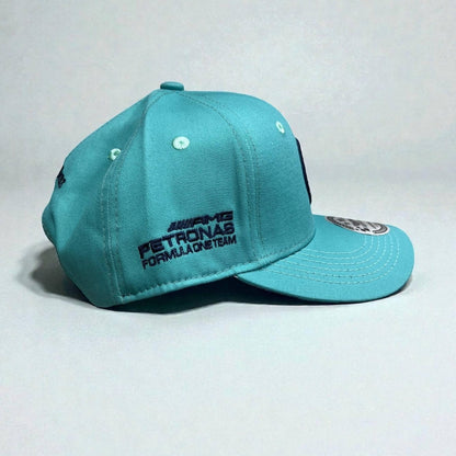 Gorra Mercedes Azul | Elegancia, Prestigio y Espíritu Motorsport