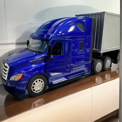 Modelo a Escala Freightliner Cascadia 1:32 – Potencia y Elegancia en Cada Ruta