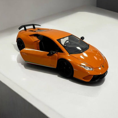 Lamborghini Huracán 1:24 – Modelo a Escala – Superdeportivo con Detalles Impactantes