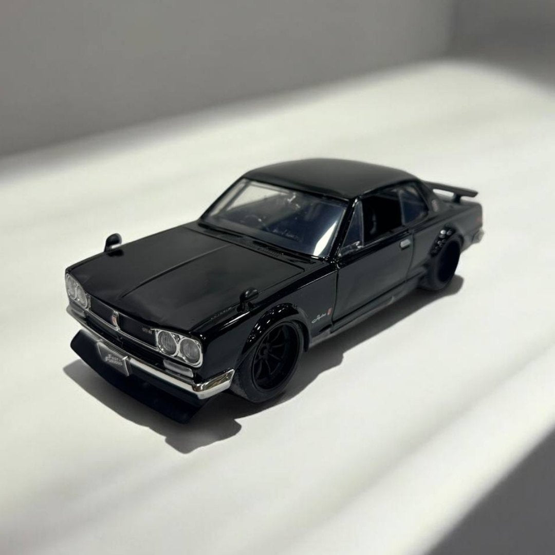 Nissan Skyline 2000 GT-R 1971 1:27 – Modelo a Escala – Clásico Deportivo con Detalles Históricos