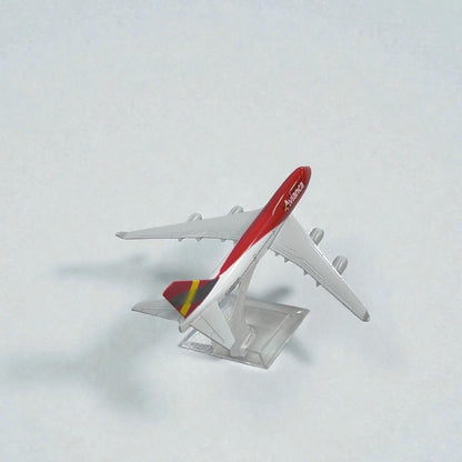 Avión Avianca 1:400 – Modelo de Colección en Metal | Aeronave Comercial Icónica