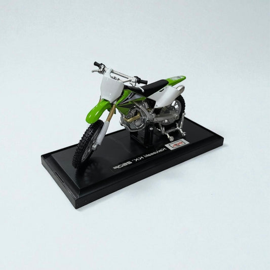 Kawasaki KX250 – Escala 1:18