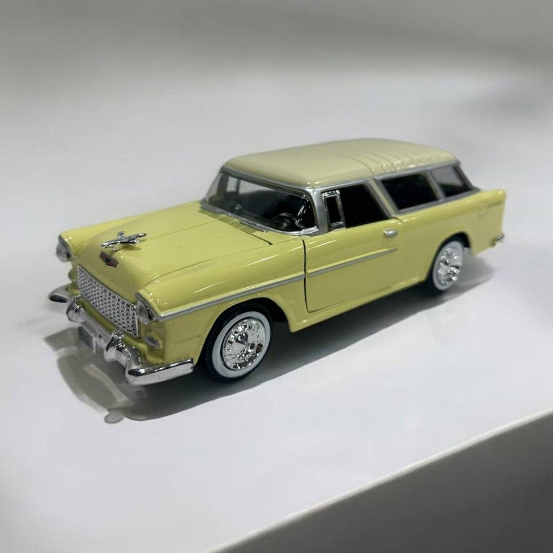 Chevy Bel Air Nomad 1955 1:24 – Modelo a Escala – Wagon Clásico con Detalles Retro