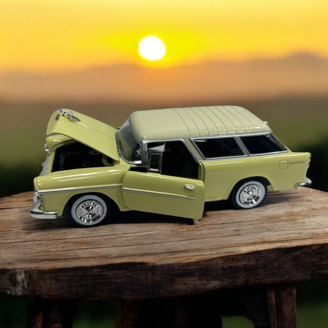 Chevy Bel Air Nomad 1955 1:24 – Modelo a Escala – Wagon Clásico con Detalles Retro