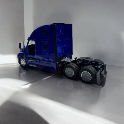 Modelo a Escala Freightliner Cascadia Cabezote 1:32 – El Poder de las Carreteras en Tus Manos