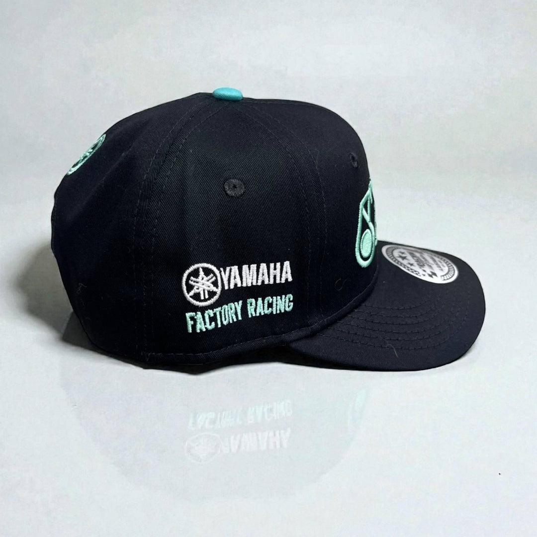 Gorra Yamaha Petronas Negra | ADN MotoGP y Alto Rendimiento