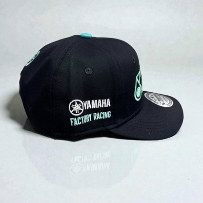 Gorra Yamaha Petronas Negra | ADN MotoGP y Alto Rendimiento
