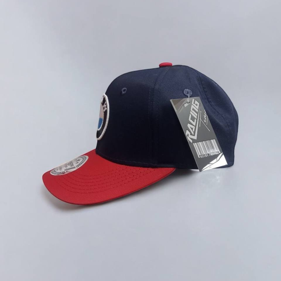 Gorra BMW Azul y Rojo – Estilo Motorsport y Pasión por la Velocidad