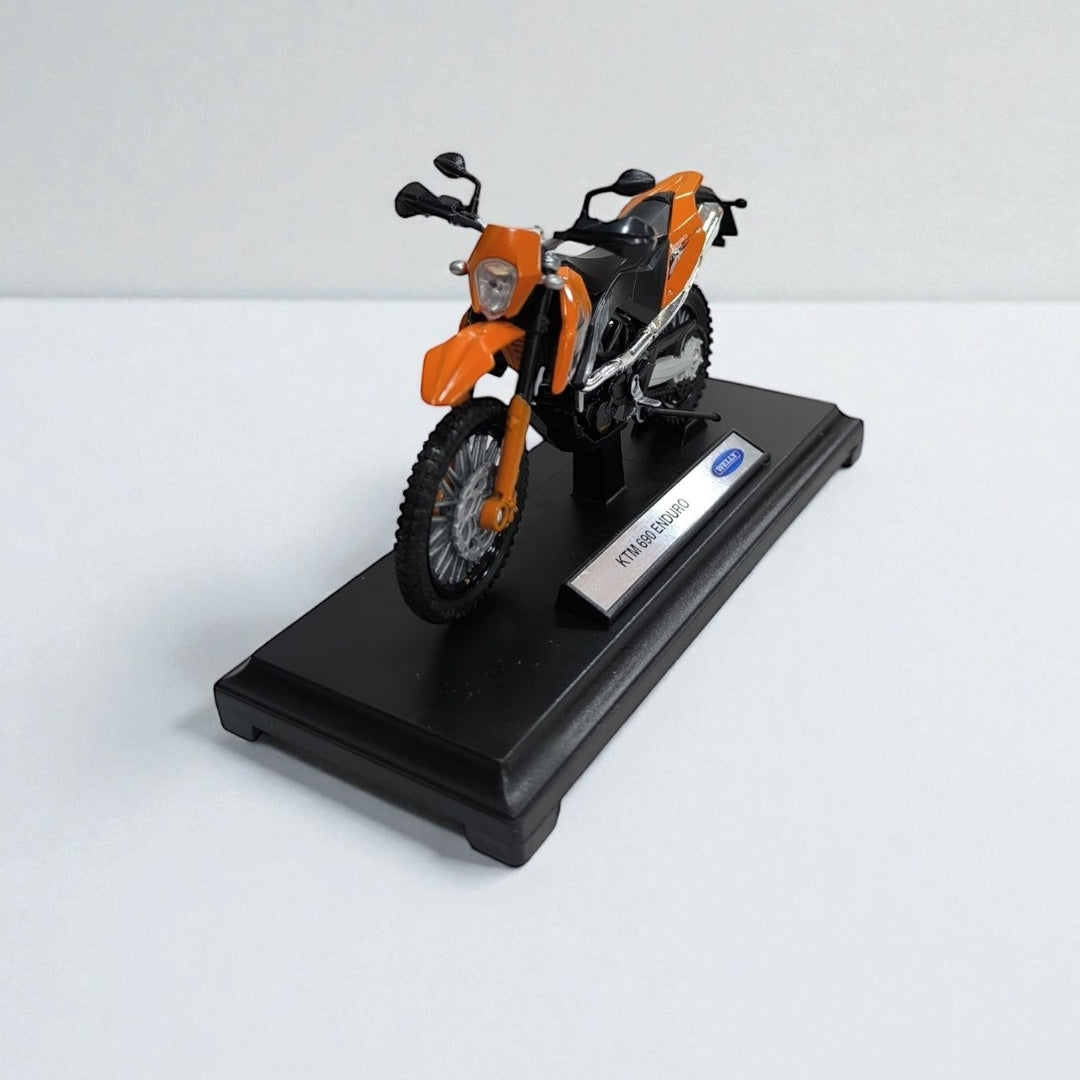 KTM 690 Enduro – Escala 1:18