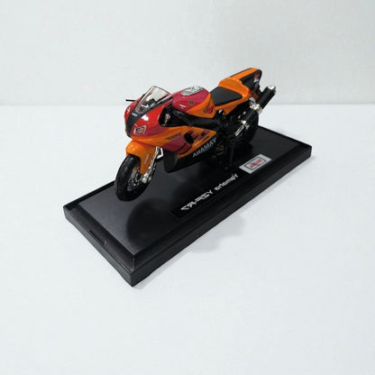 Yamaha R7 – Escala 1:18