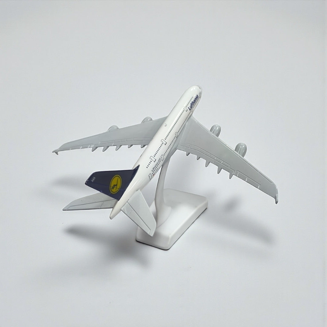 Avión Lufthansa 1:350 – Modelo de Colección en Metal | Aerolínea Alemana Icónica