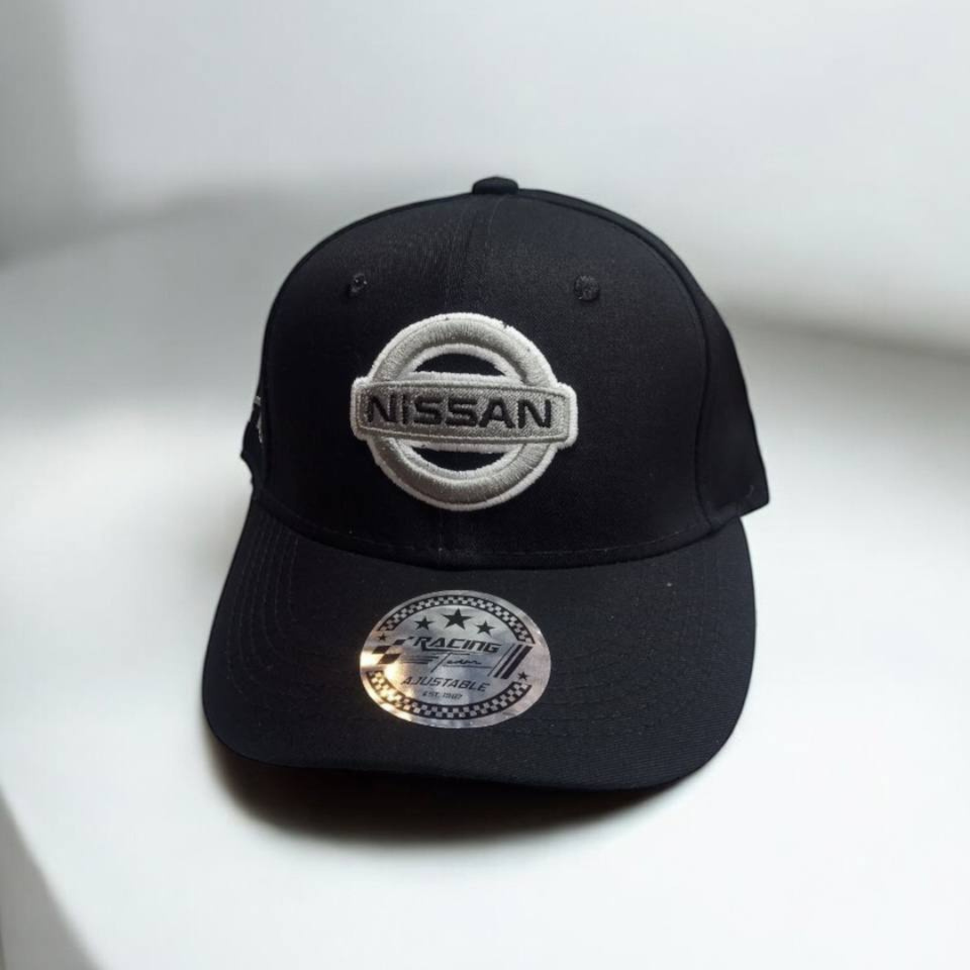 Gorra Nissan Negra – Estilo Deportivo y Pasión Japonesa