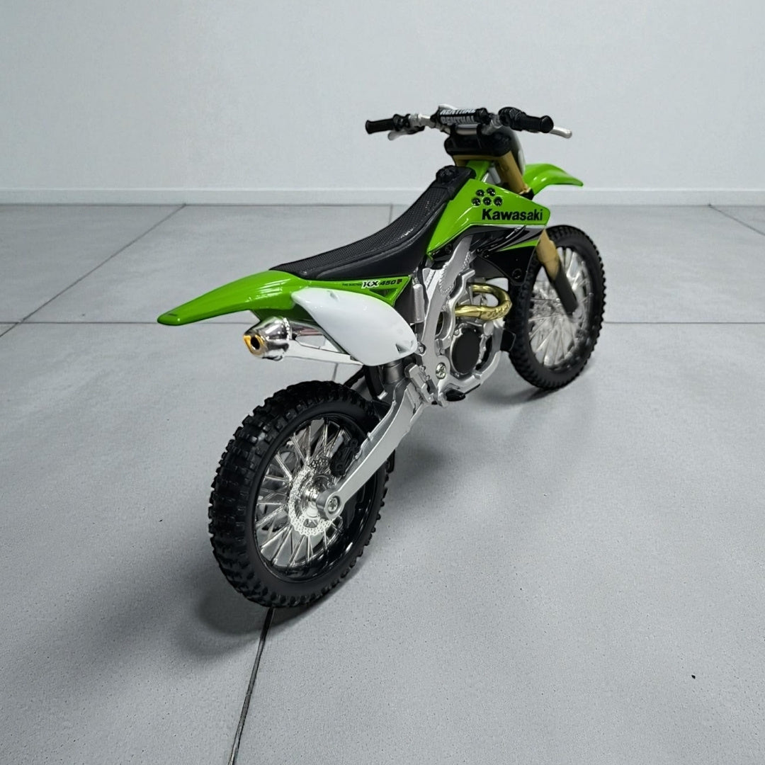 Kawasaki KX 450 – Escala 1:12