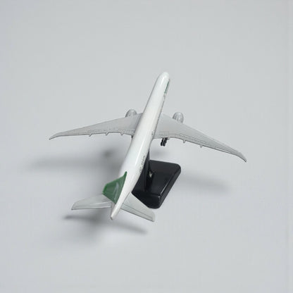 Avión Turkmenistan Airlines 1:350 – Modelo de Colección | Elegancia y Exclusividad Aérea