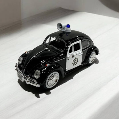 Volkswagen Beetle Escarabajo 1966 Policial 1:24 – Modelo a Escala – Vehículo Clásico Retro