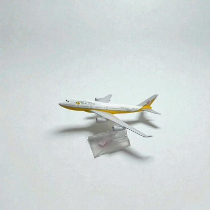 Avión Royal Brunei Airlines 1:400 – Modelo de Colección en Metal | Elegancia Asiática en Miniatura