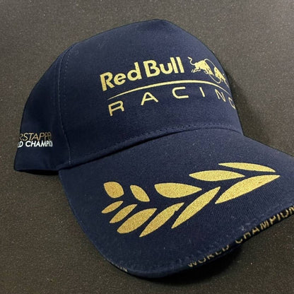 ¡Gorra Red Bull Racing - El Espíritu de la Velocidad!