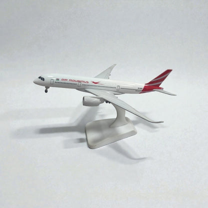 Avión Air Mauritius 1:350 – Modelo de Colección en Metal | Elegancia y Aviación Internacional