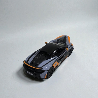 McLaren 600LT 1:27 – Auto Deportivo a Escala para Coleccionistas
