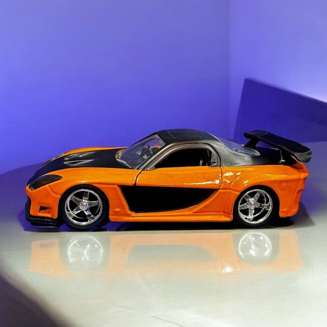 Hans's Mazda RX-7 1:32 Rápidos y Furiosos - Modelo a Escala de Colección