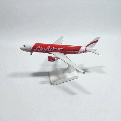 Avión AirAsia 1:350 – Modelo de Colección | Aerolínea Icónica de Bajo Costo en Asia