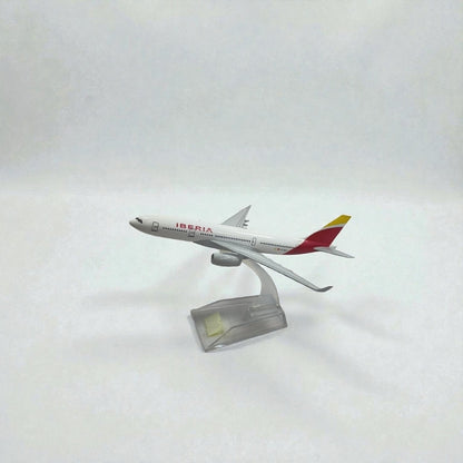 Avión Iberia 1:400 – Modelo de Colección | Aerolínea Icónica de España