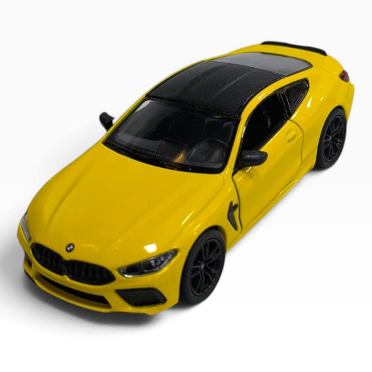 BMW M8 1:32 Amarillo