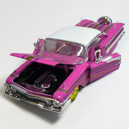 Chevrolet Impala 1960 Pink Slips 1:24 Jada | Auto Clásico de Colección