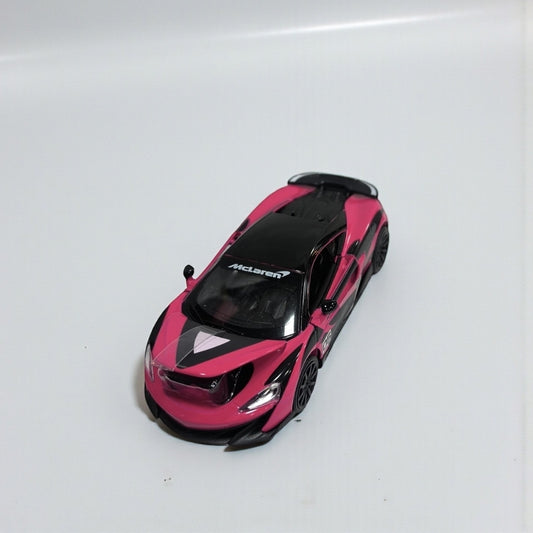 McLaren 600LT 1:27 – Superdeportivo a Escala para Coleccionistas
