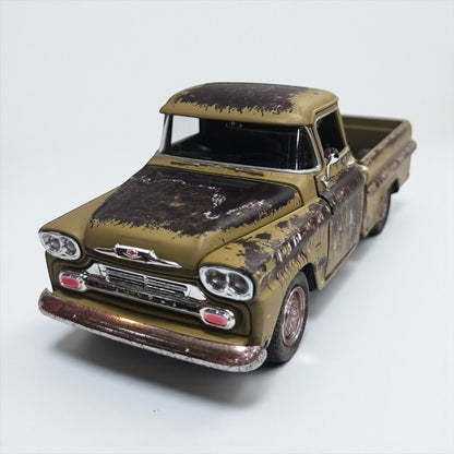 Chevy Apache 1958 Fleetside Pickup – Modelo de Colección en Metal