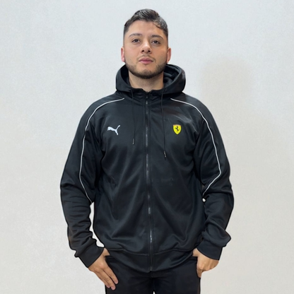 Chaqueta Ferrari Negra – Elegancia, Potencia y Espíritu de la Scuderia