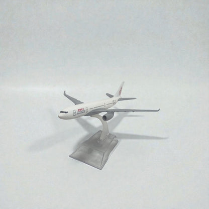 Avión Dragon Airlines 1:400 – Modelo de Colección | Aviación Comercial en Miniatura