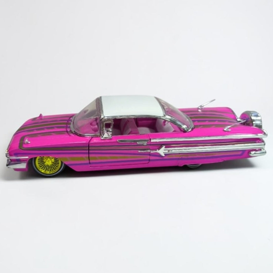 Chevrolet Impala 1960 Pink Slips 1:24 Jada | Auto Clásico de Colección