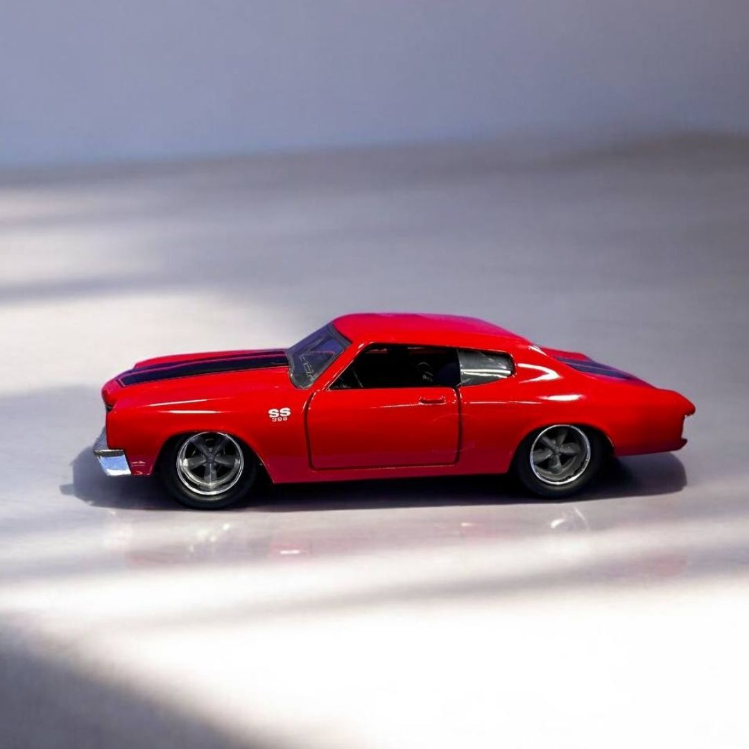 Dom's Chevrolet Chevelle SS 1:32 Rápidos y Furiosos - Modelo a Escala de Colección