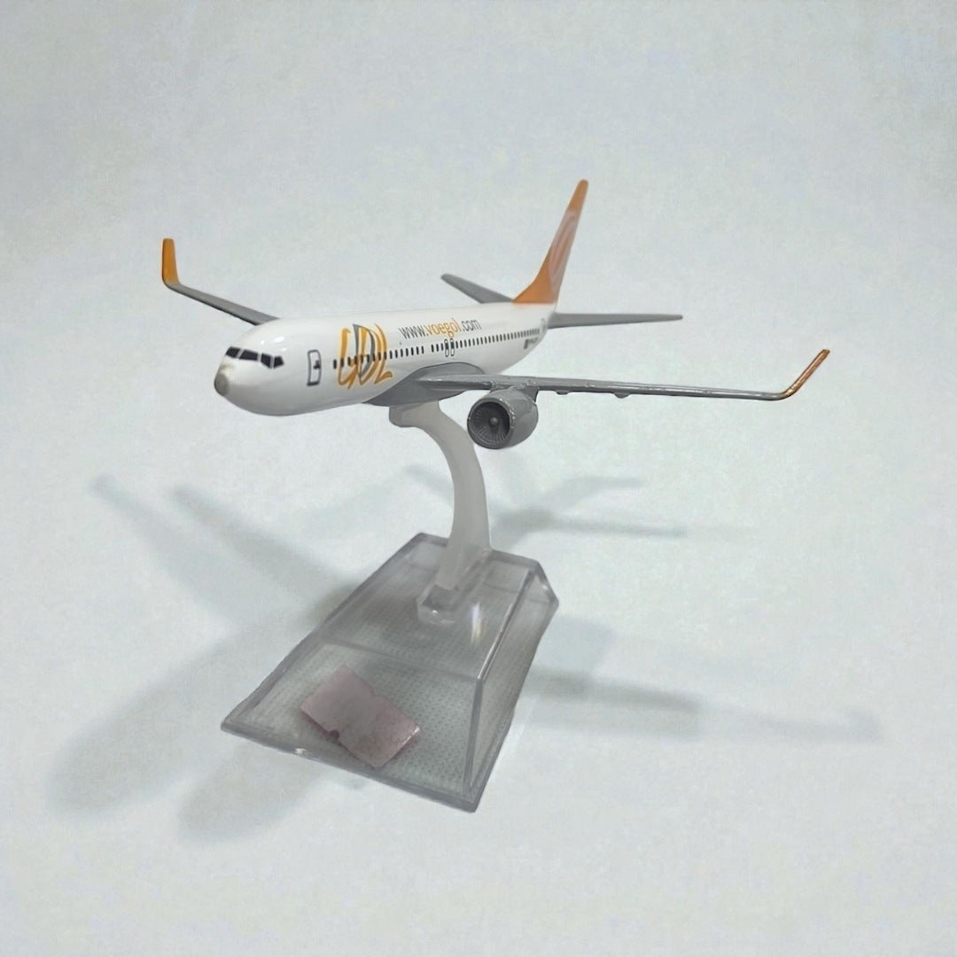 Avión GOL 1:400 – Modelo de Colección en Metal | Aeronave Comercial de Alta Precisión