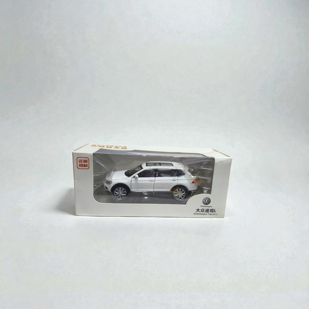 Volkswagen Tiguan 1:27 – SUV a Escala Detallado para Coleccionistas